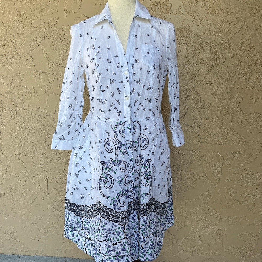 ECI White and Black Floral Long Sleeve Dress